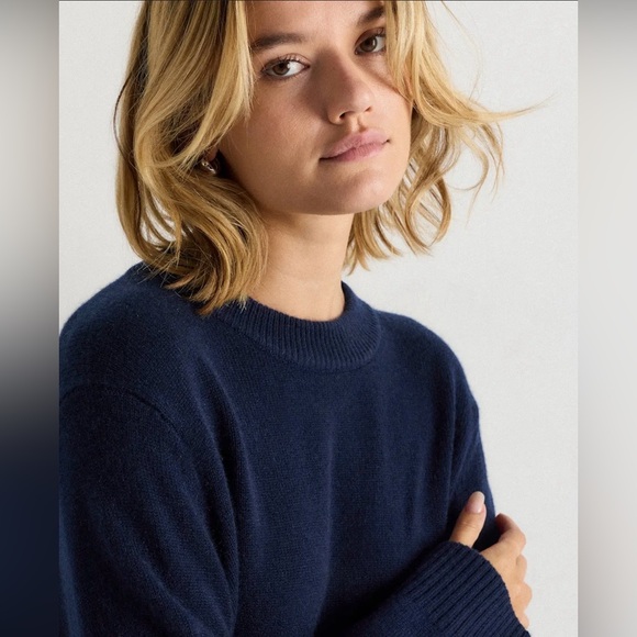 NWT! QUINCE Mongolian Cashmere Oversized Crewneck Sweater True Navy Size Medium - Picture 12 of 15